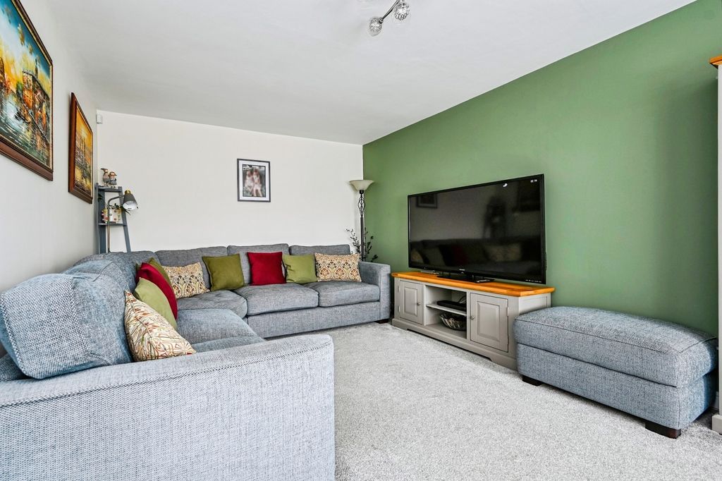 Property photo 2 of 15 Pbox-Img.Jpg