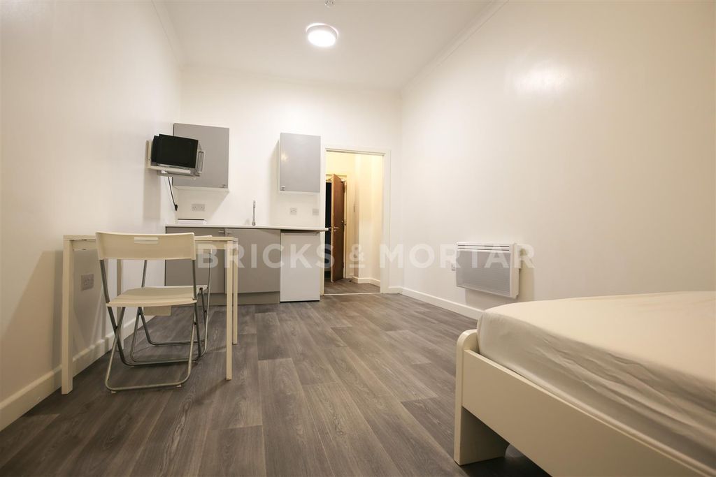 Property photo 2 of 3 Viljdl516Uw-Aa9H4Yjndg.Jpg