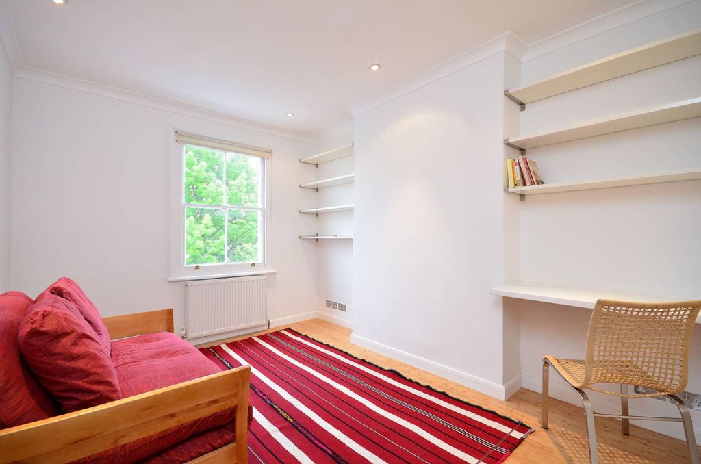 Property photo 1 of 6