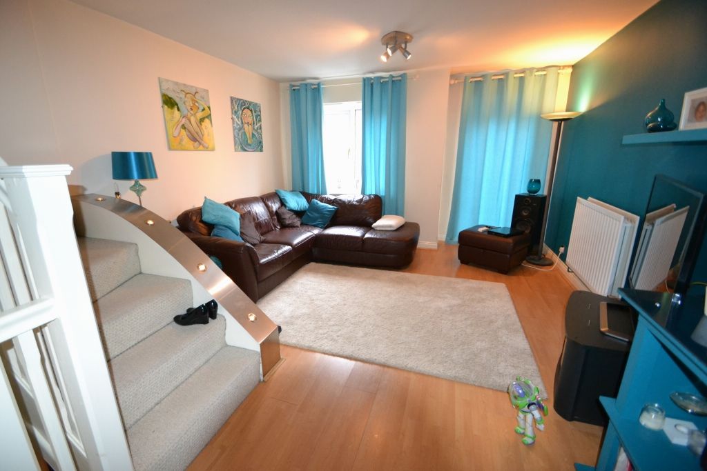 Property photo 2 of 12 Photograph 2