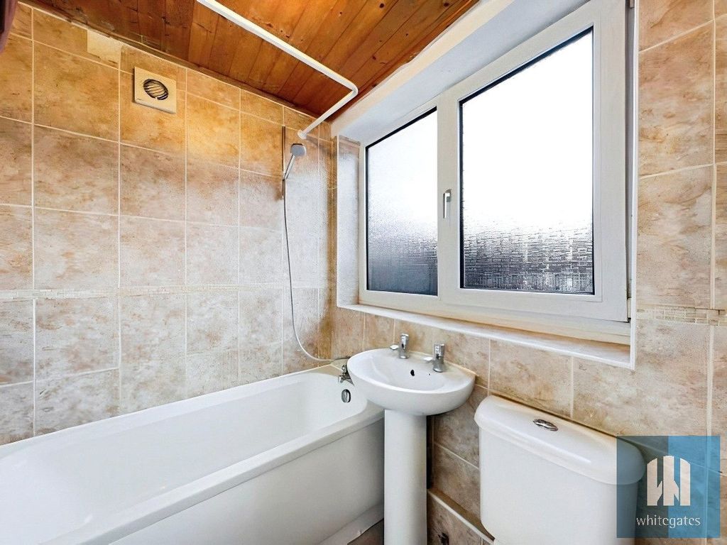 Property photo 3 of 7 Picture No. 08