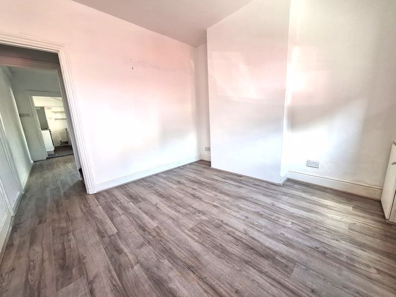 Property photo 2 of 17 Photo 17