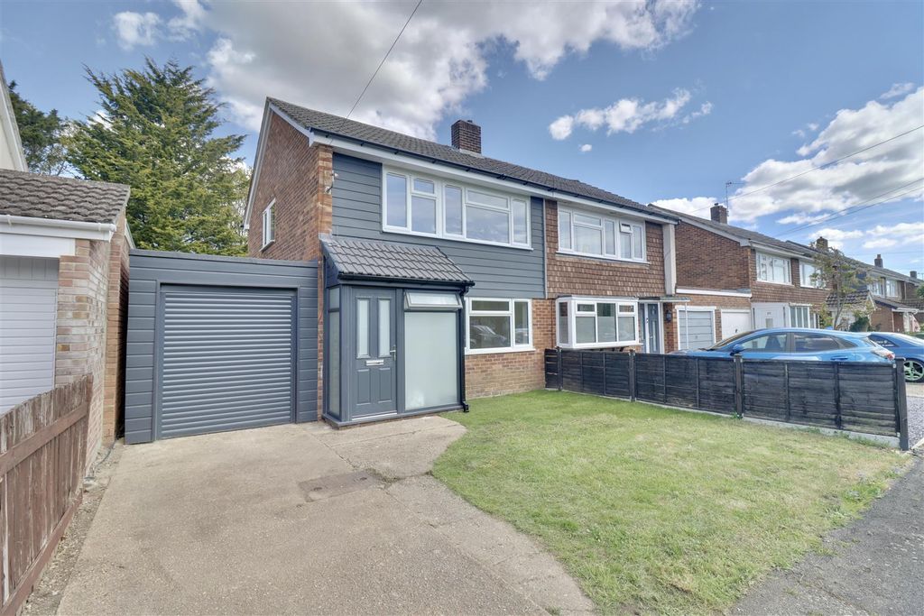 Property photo 1 of 23 6013D7E7-6873-4Aee-Aaa6-85A401A3B245_1_201_A.Jpeg