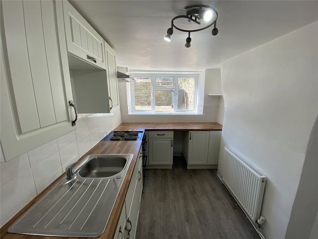 Property photo 3 of 16 Picture No. 20