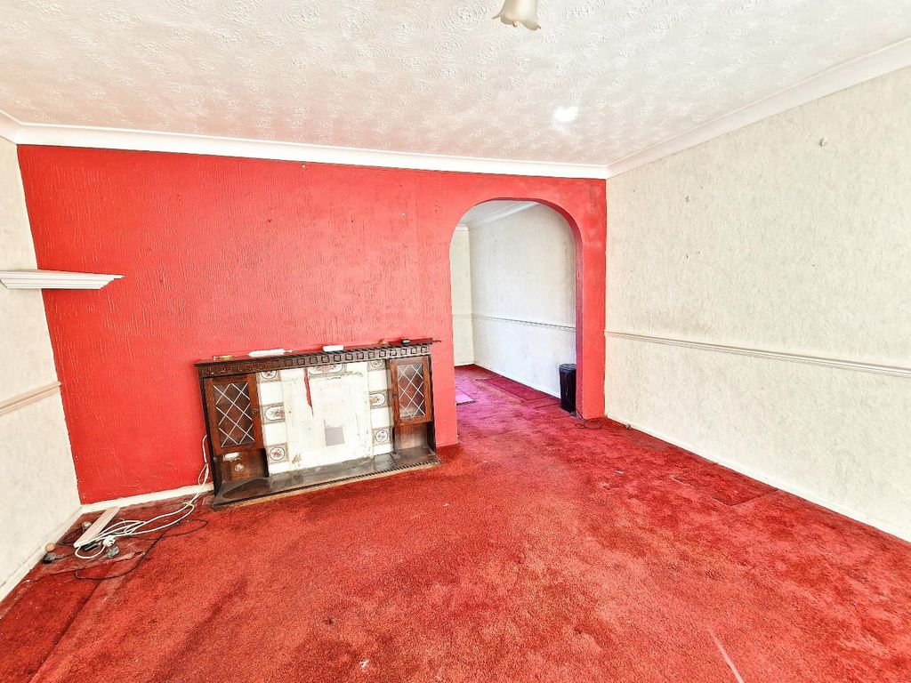 Property photo 2 of 13 20260408_163608.Jpg