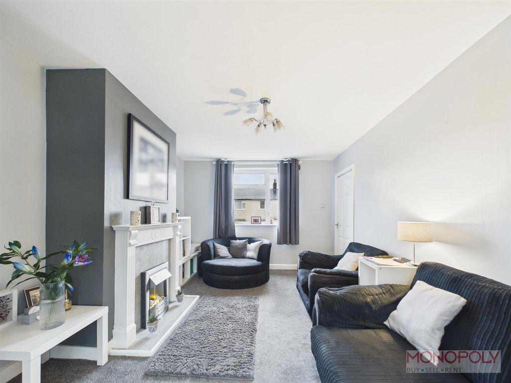 Property photo 3 of 18 Cam03815G0-Pr0397-Still012.Jpg