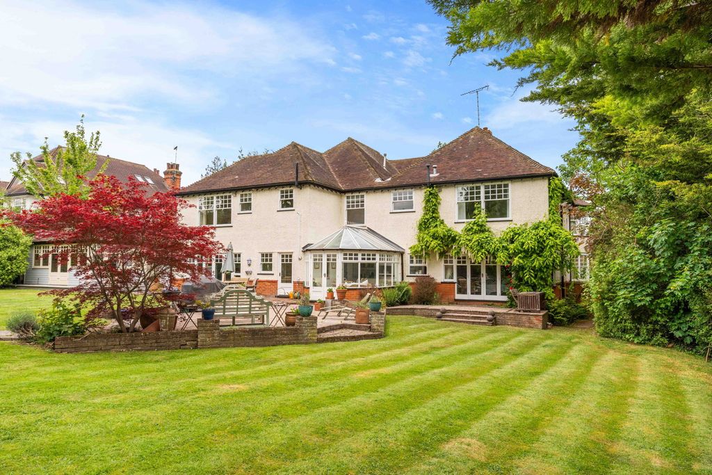Additional image 4 of 6 bed detached house for saleGreenway, Hutton Mount, Brentwood CM13