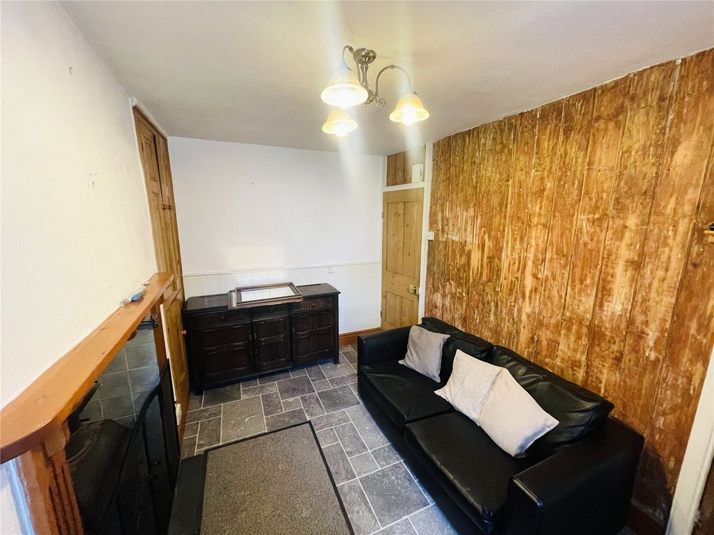 Property photo 3 of 21 Picture No. 09