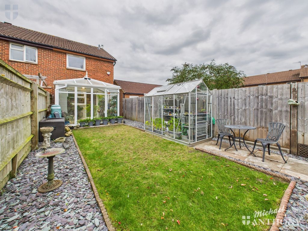 Property photo 3 of 11 Cam03852G0-Pr0431-Still007