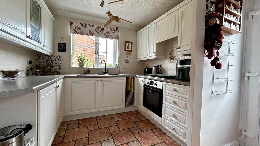 Property photo 3 of 15 Picture No. 05
