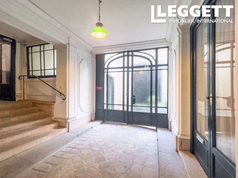 Property photo 2 of 10