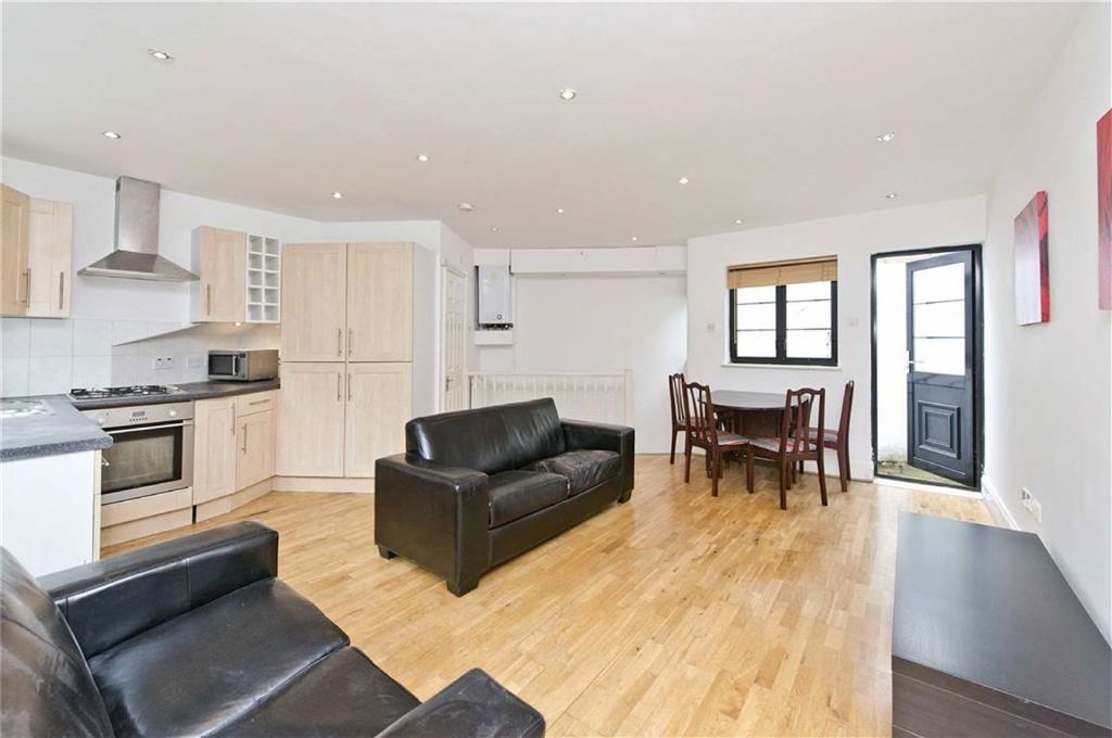 Property photo 2 of 7