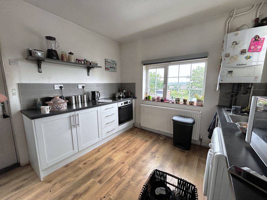 Property photo 2 of 10 74Df7F6C-4Fec-42E6-A0A7-86586F4Db841.Jpg