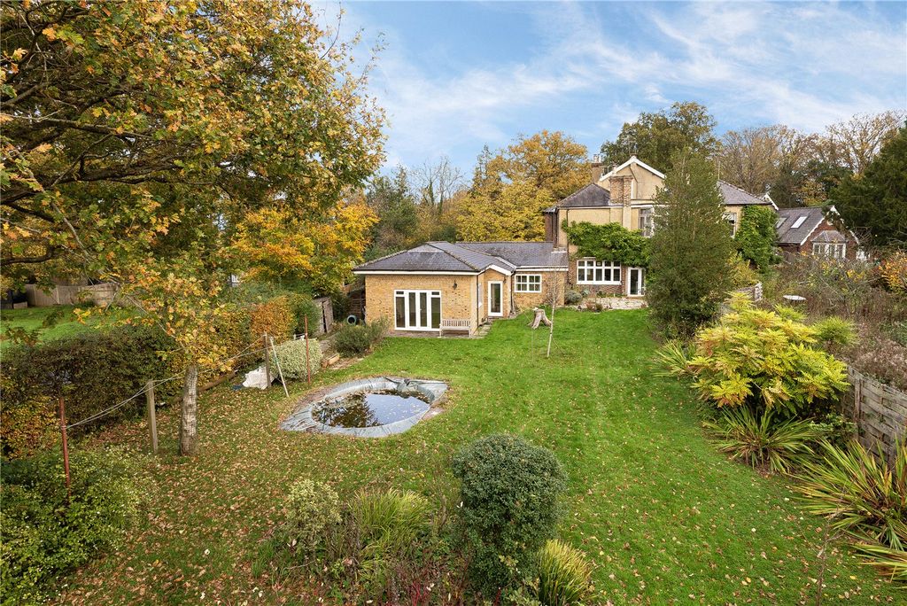 Property photo 1 of 19 Picture No. 15