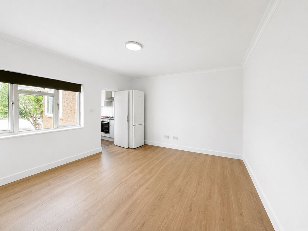 Property photo 2 of 6 6