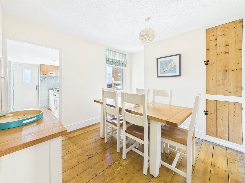 Property photo 3 of 15 Picture No. 04