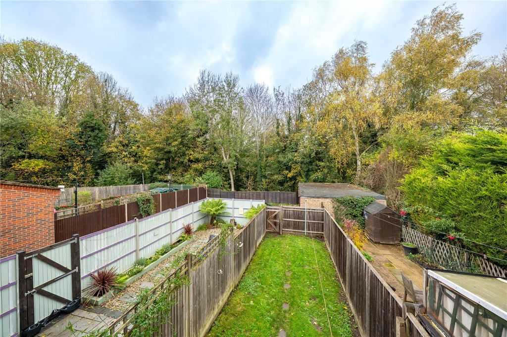 Property photo 2 of 11 Picture No. 22