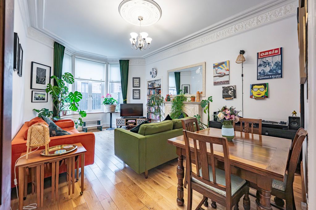 Property photo 2 of 35