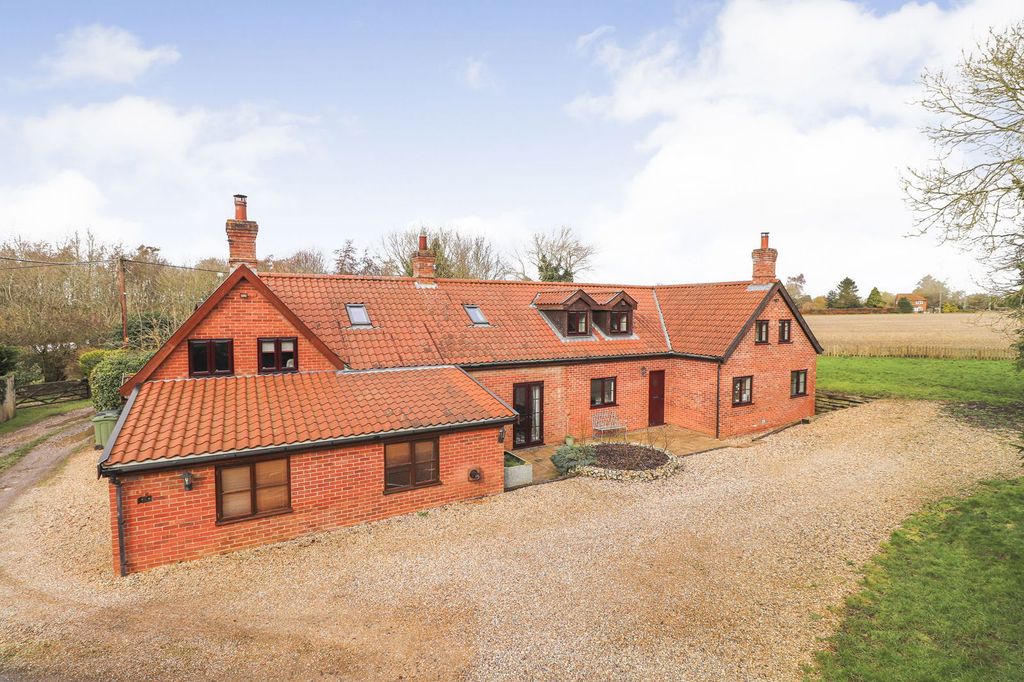 Property photo 1 of 30