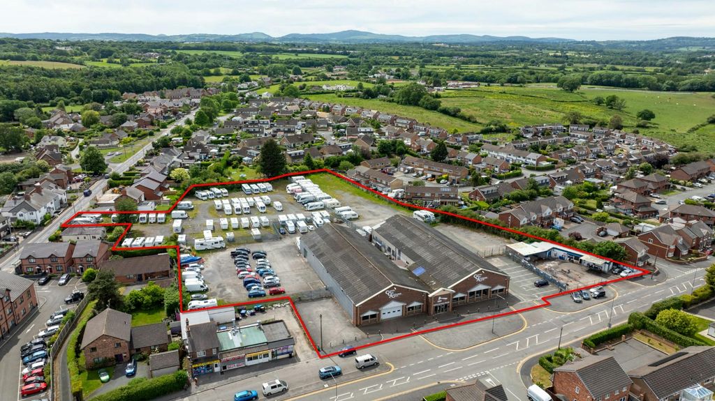 Property photo 1 of 8 Clwyd Car Auctions -2.Jpg