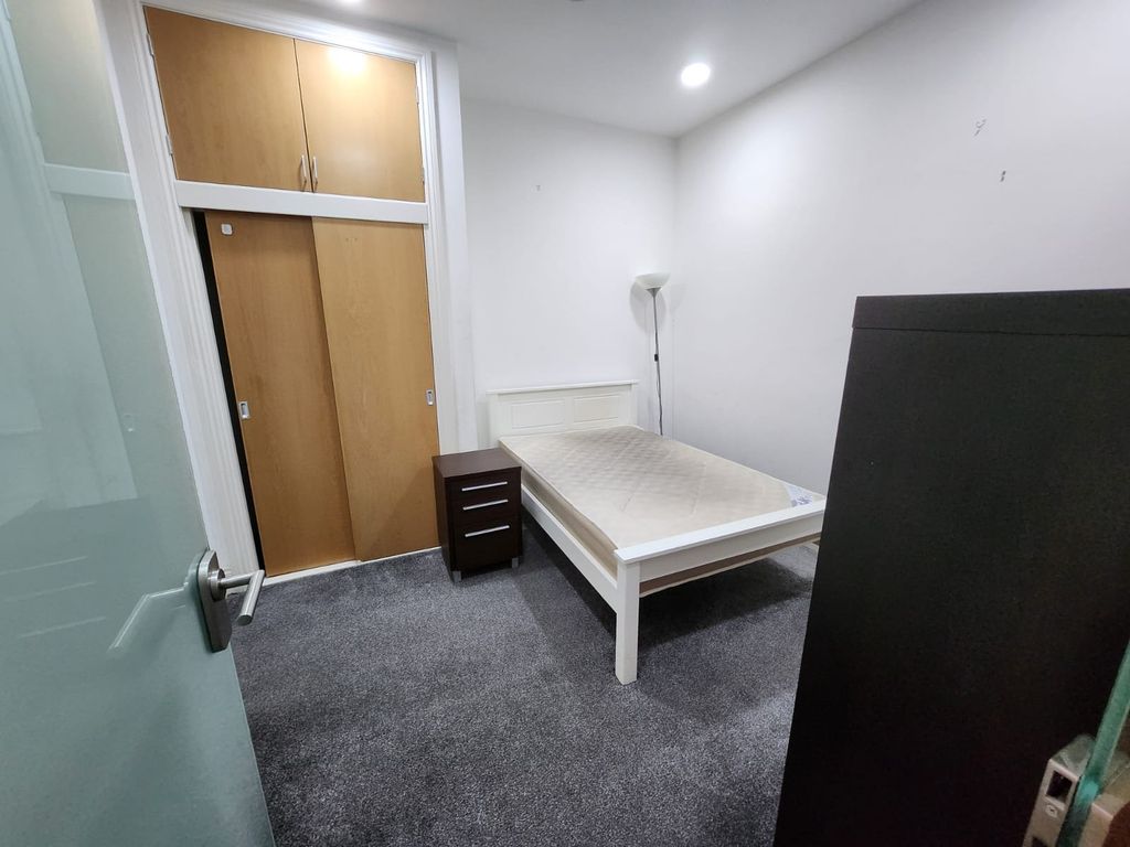 Property photo 3 of 11 Picture No. 14