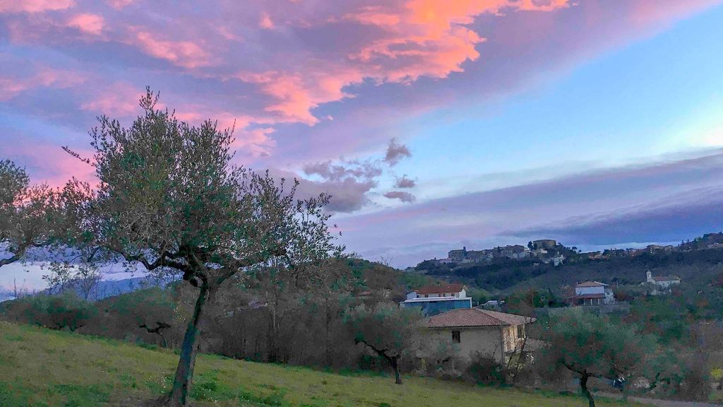 Property photo 3 of 35