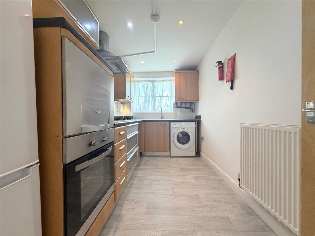 Property photo 3 of 8 Whatsapp Image 2026-04-16 At 12.43.00 Pm (6).Jpeg