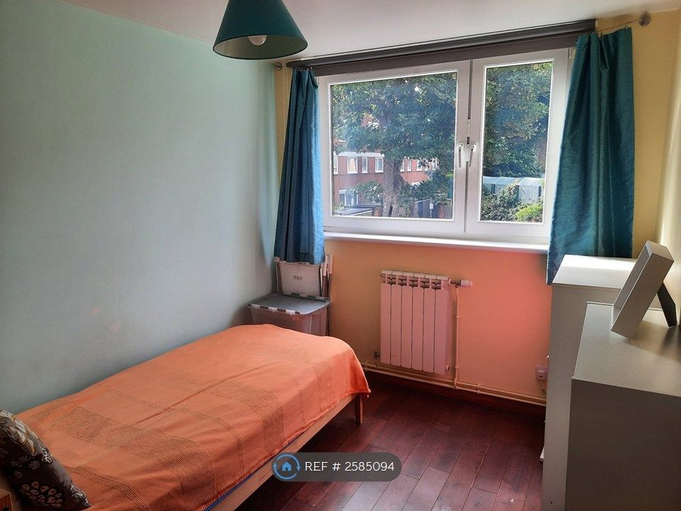 Property photo 3 of 4
