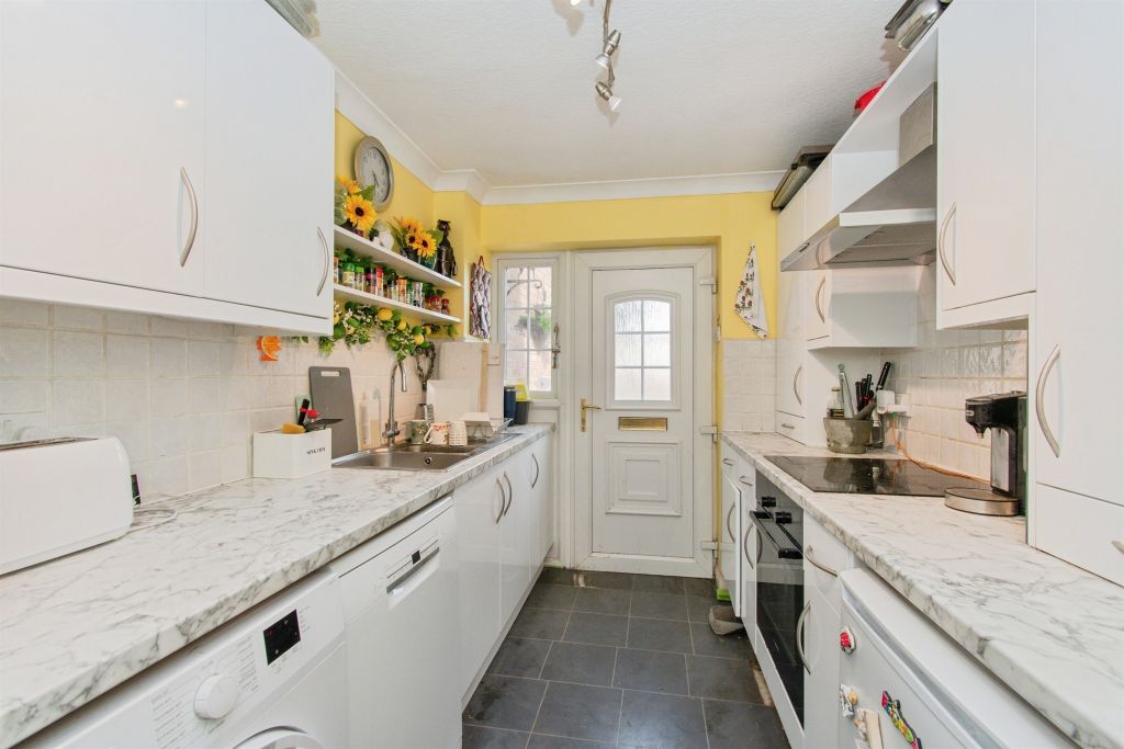 Property photo 2 of 13