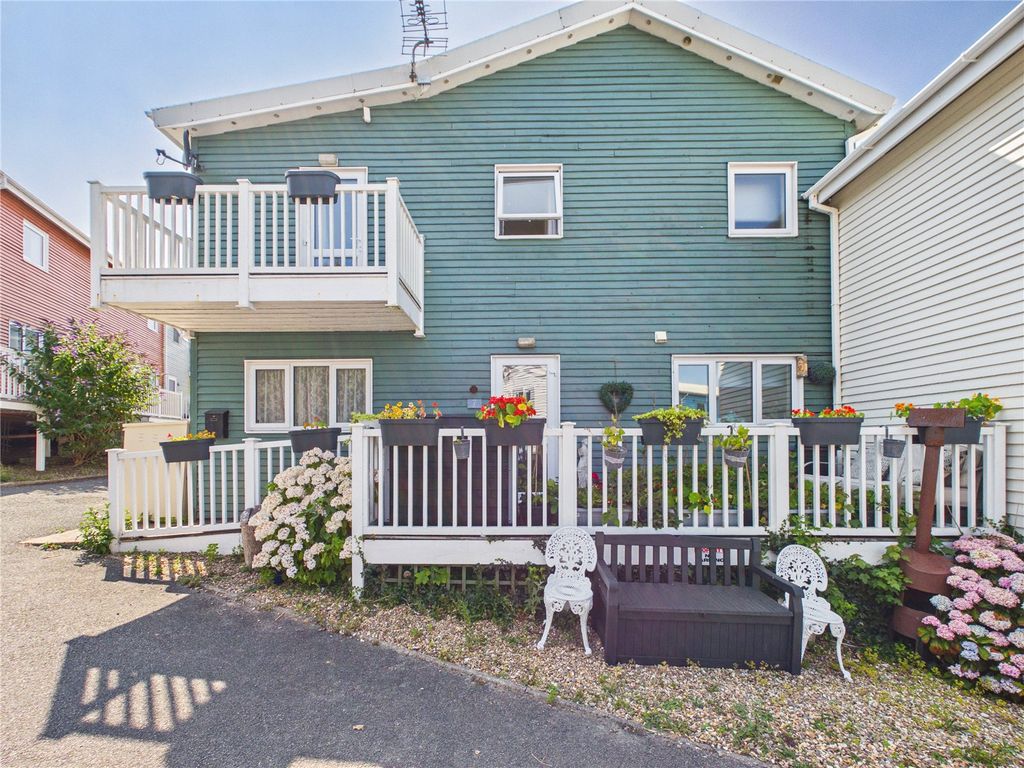Property photo 1 of 33 Picture No. 07