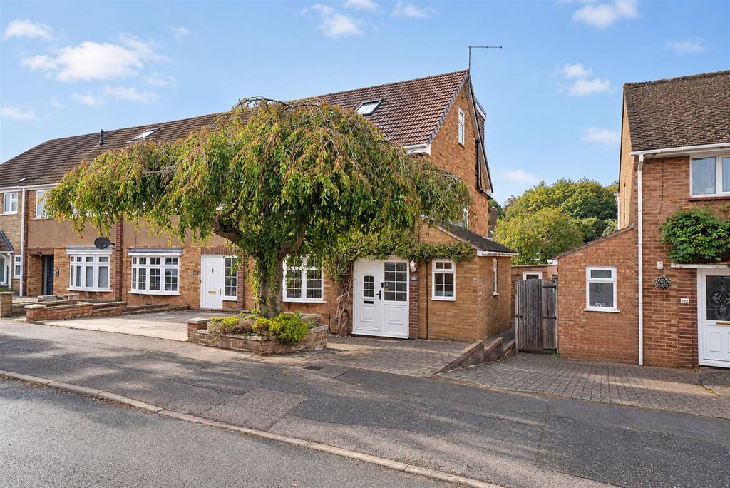 Property photo 1 of 36