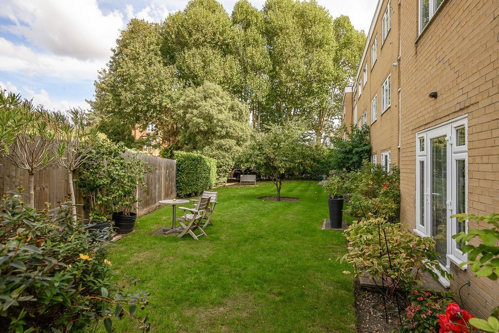 Property photo 3 of 20