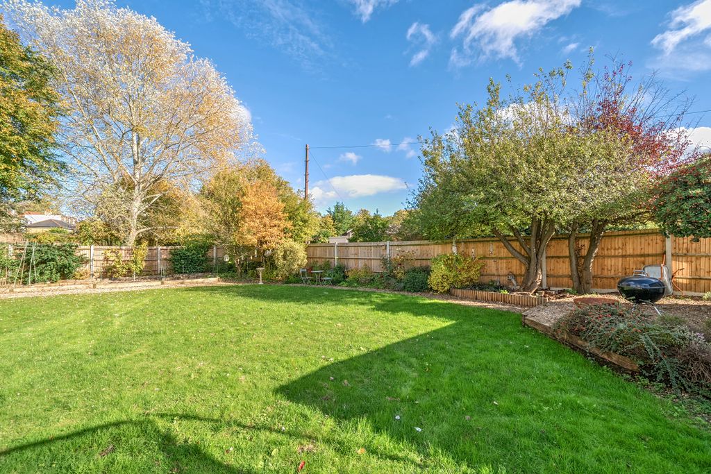 Property photo 2 of 19