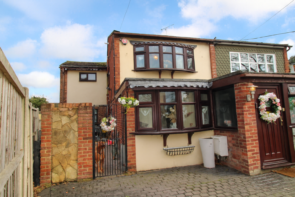 Property photo 1 of 21 External1