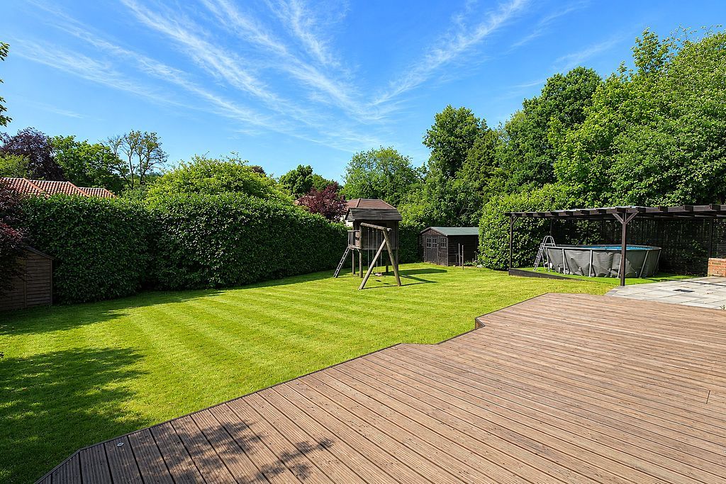 Property photo 2 of 17 Photo 34