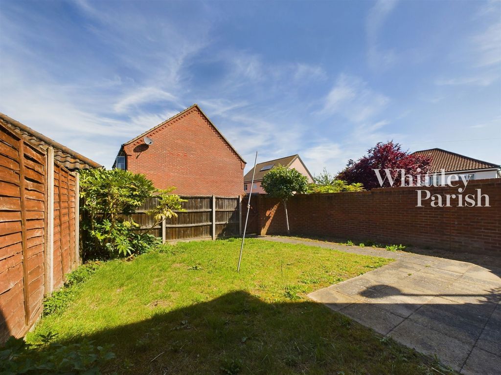 Property photo 2 of 18