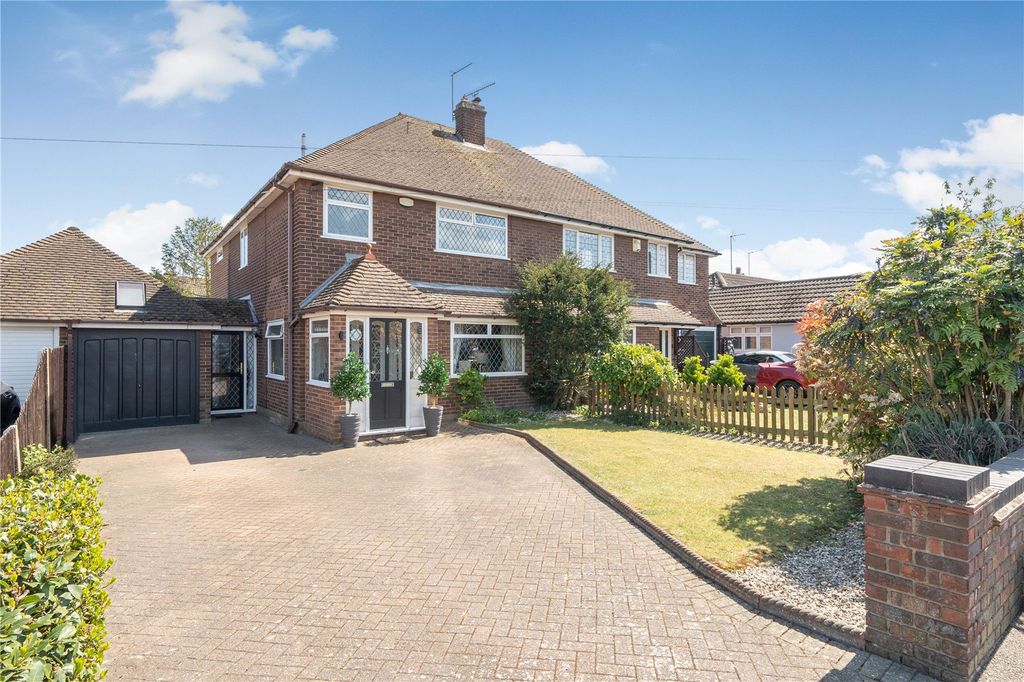 Property photo 1 of 23 Picture No. 05