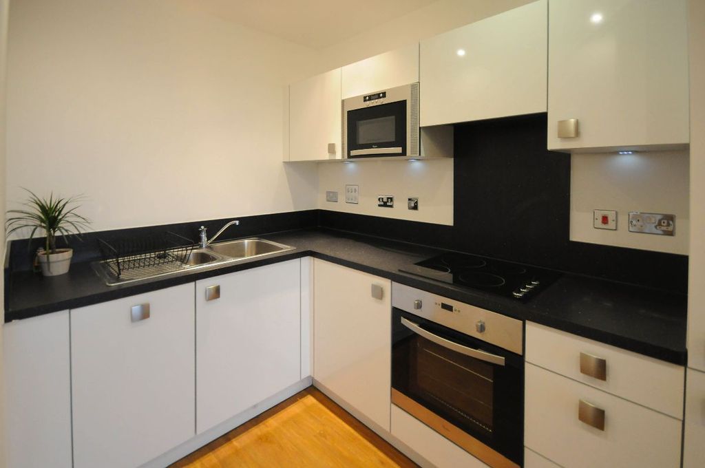 Property photo 2 of 5