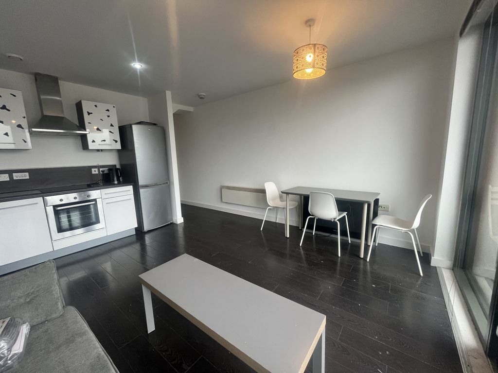 Property photo 3 of 9 Lounge