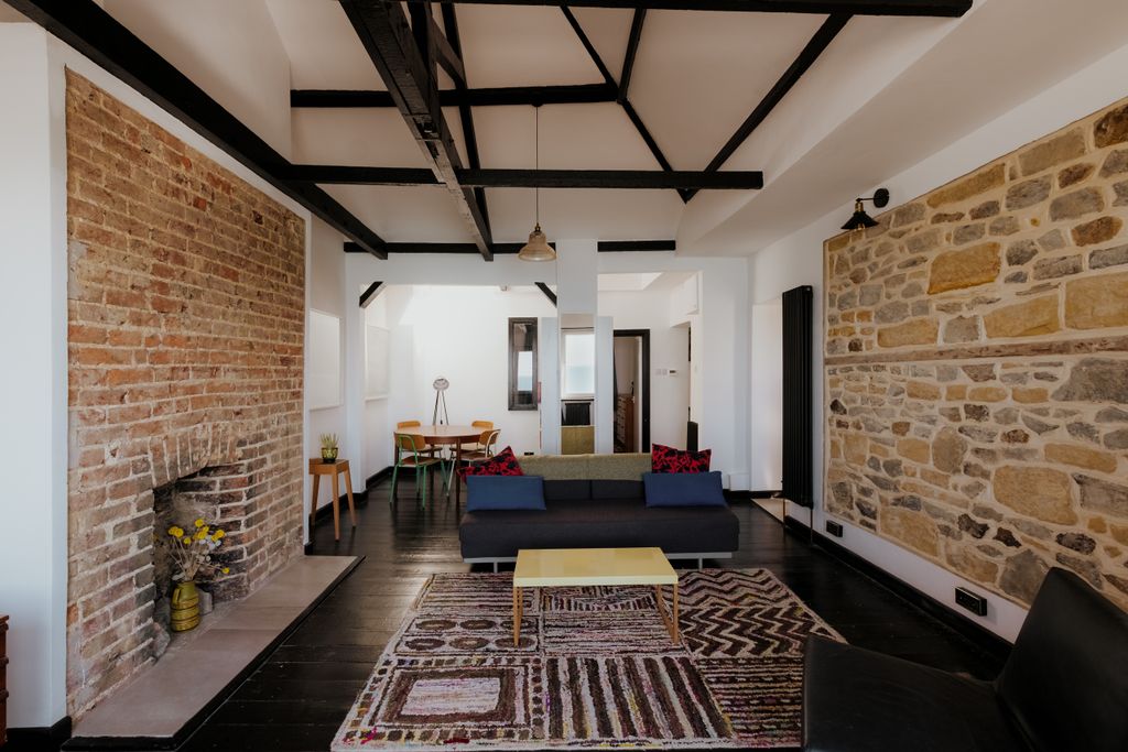 Property photo 1 of 19 Croft-Stleonards-Eversfieldplace-Interior-3