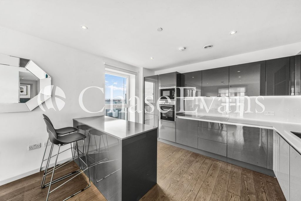 Property photo 2 of 16 Kitchen