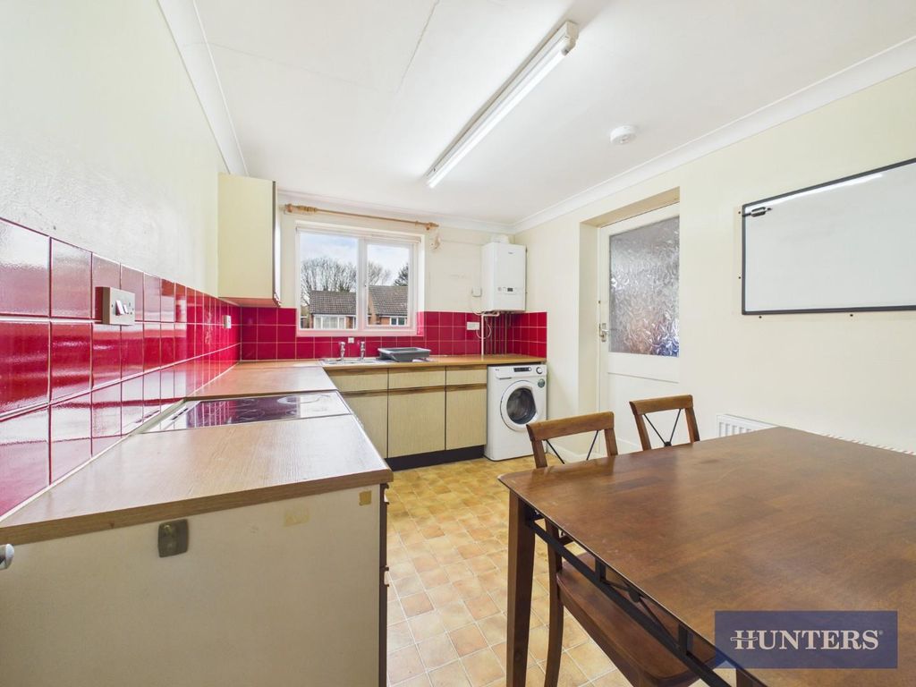 Property photo 3 of 16 Kitchen/Diner