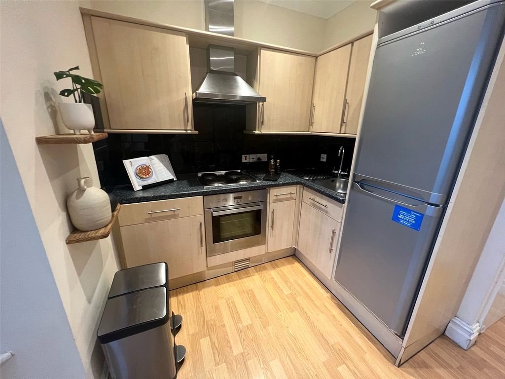 Property photo 3 of 10 Picture No. 22