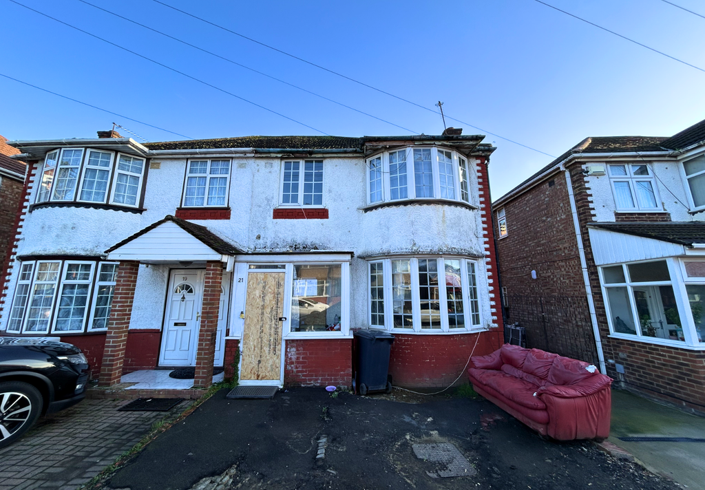 Property photo 1 of 6 Untitled Design - 2026-01-05T114520.994.Png