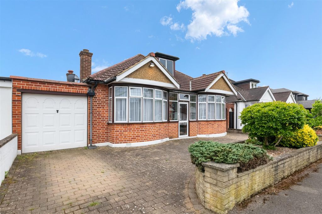 Property photo 1 of 17