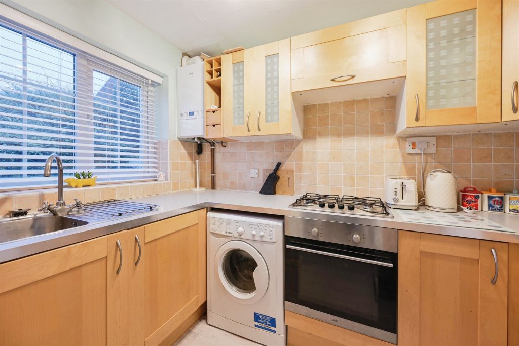Property photo 3 of 11