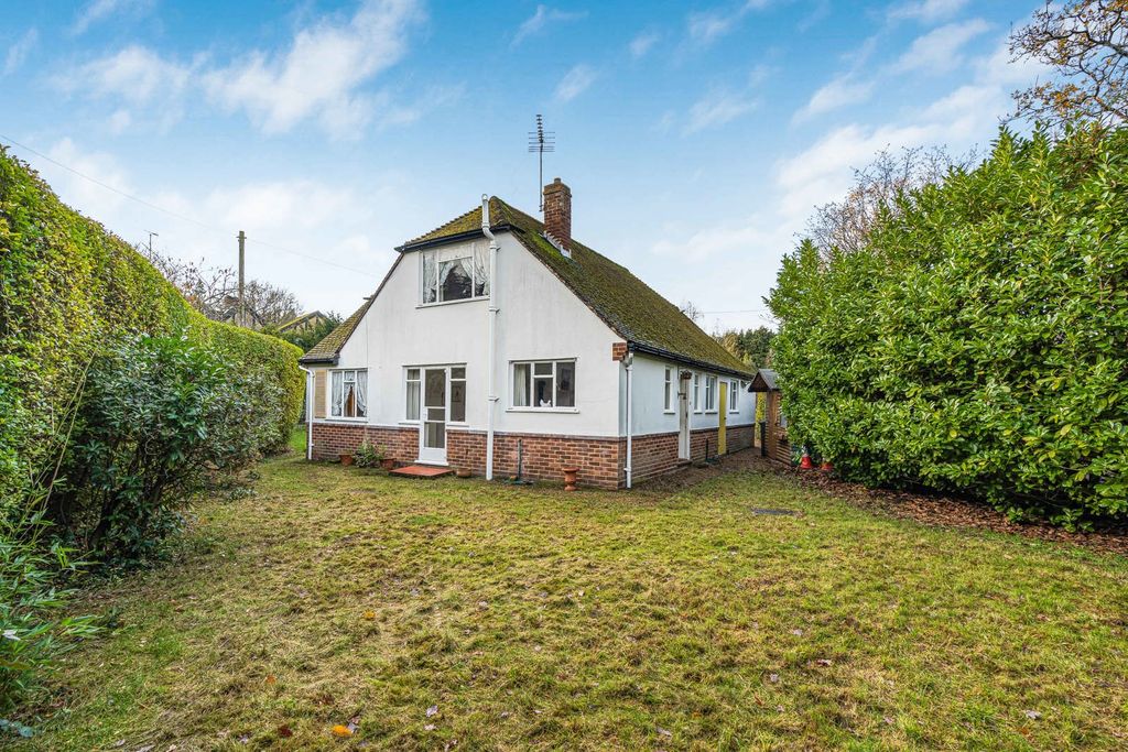 Property photo 2 of 25 Garden