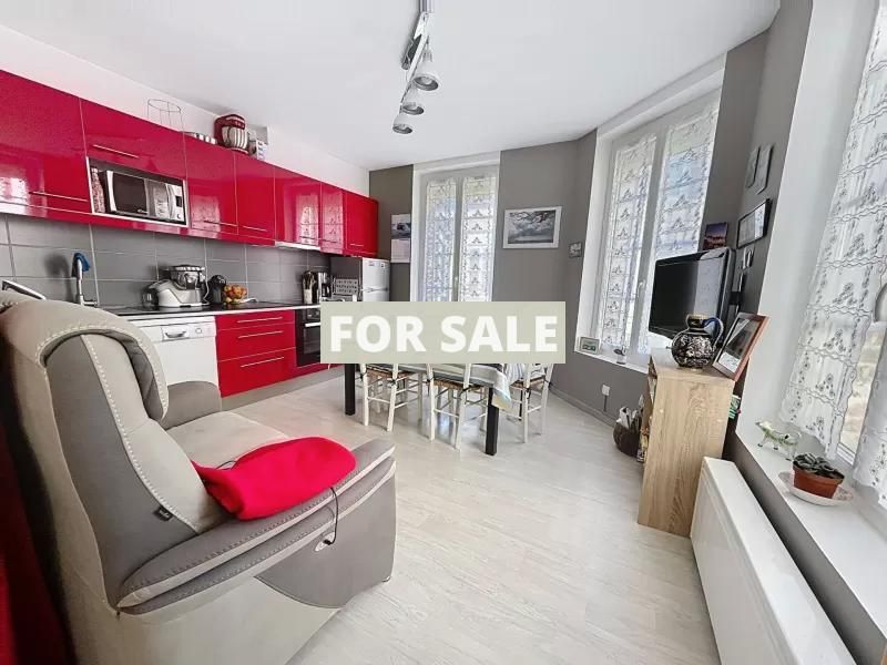 Property photo 2 of 9