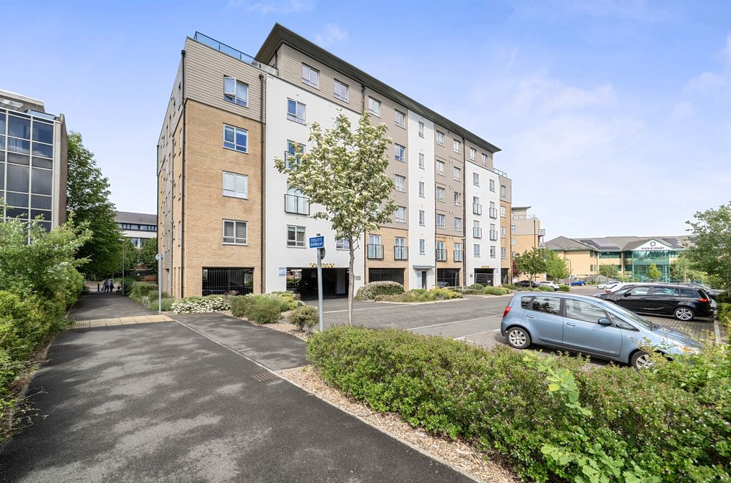 Property photo 1 of 18 1449477-18-6A048d...