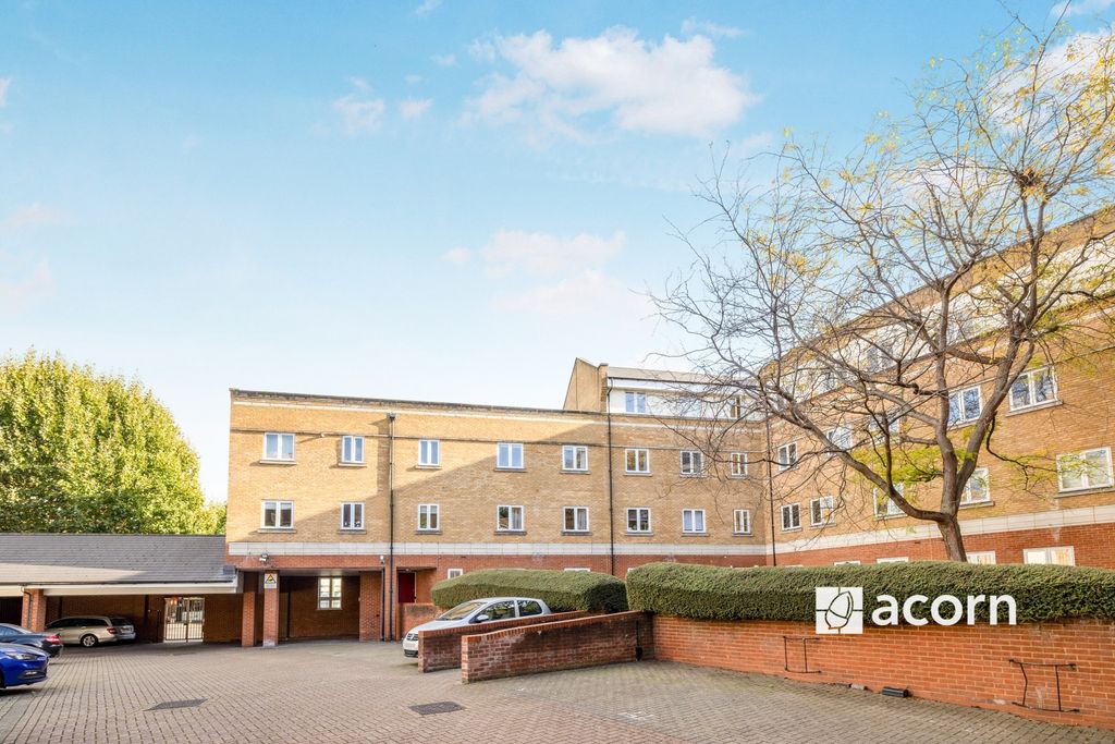 Property photo 3 of 12 Bfk_0976